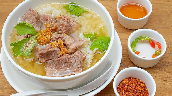 炖排骨，有人先焯水，有人直接炖！厨师长：都不对，教您正确做法