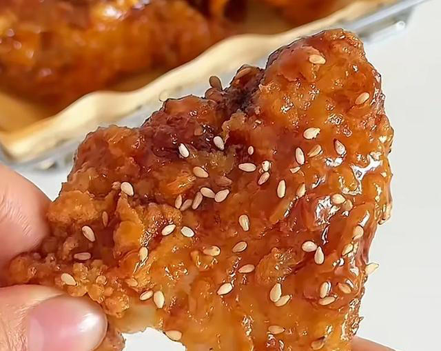 鸡翅这么做比炸鸡店的都好吃！大厨给的秘方，赶紧收藏！