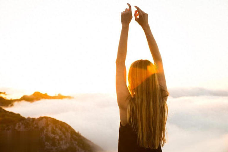 人生很贵，永远不要向任何人证明自己，做最好的自己就行