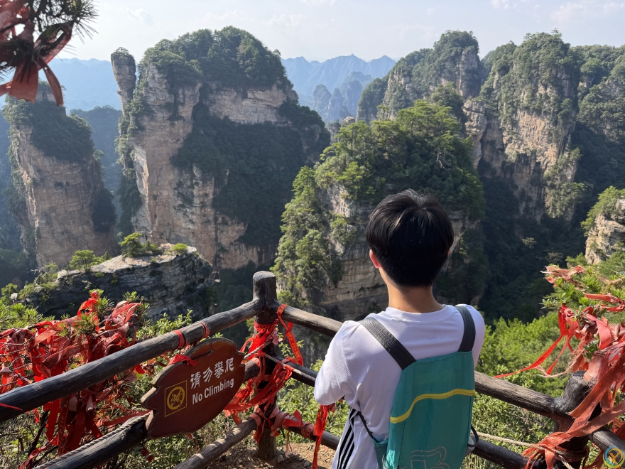 2暑假三当家玩疯了20250730张家界